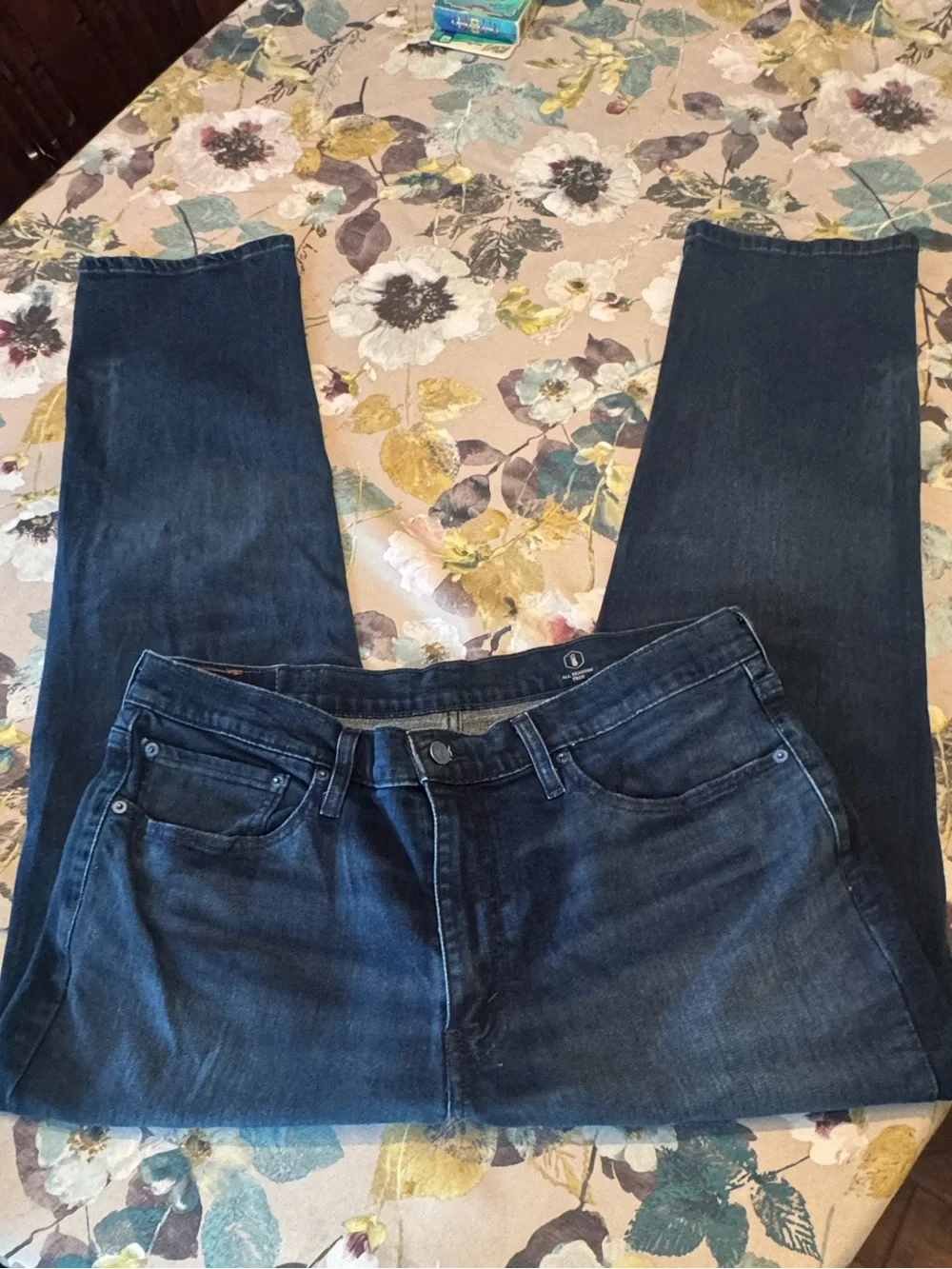 Levi's Dark Blue Straight Leg Jeans Size 36/32